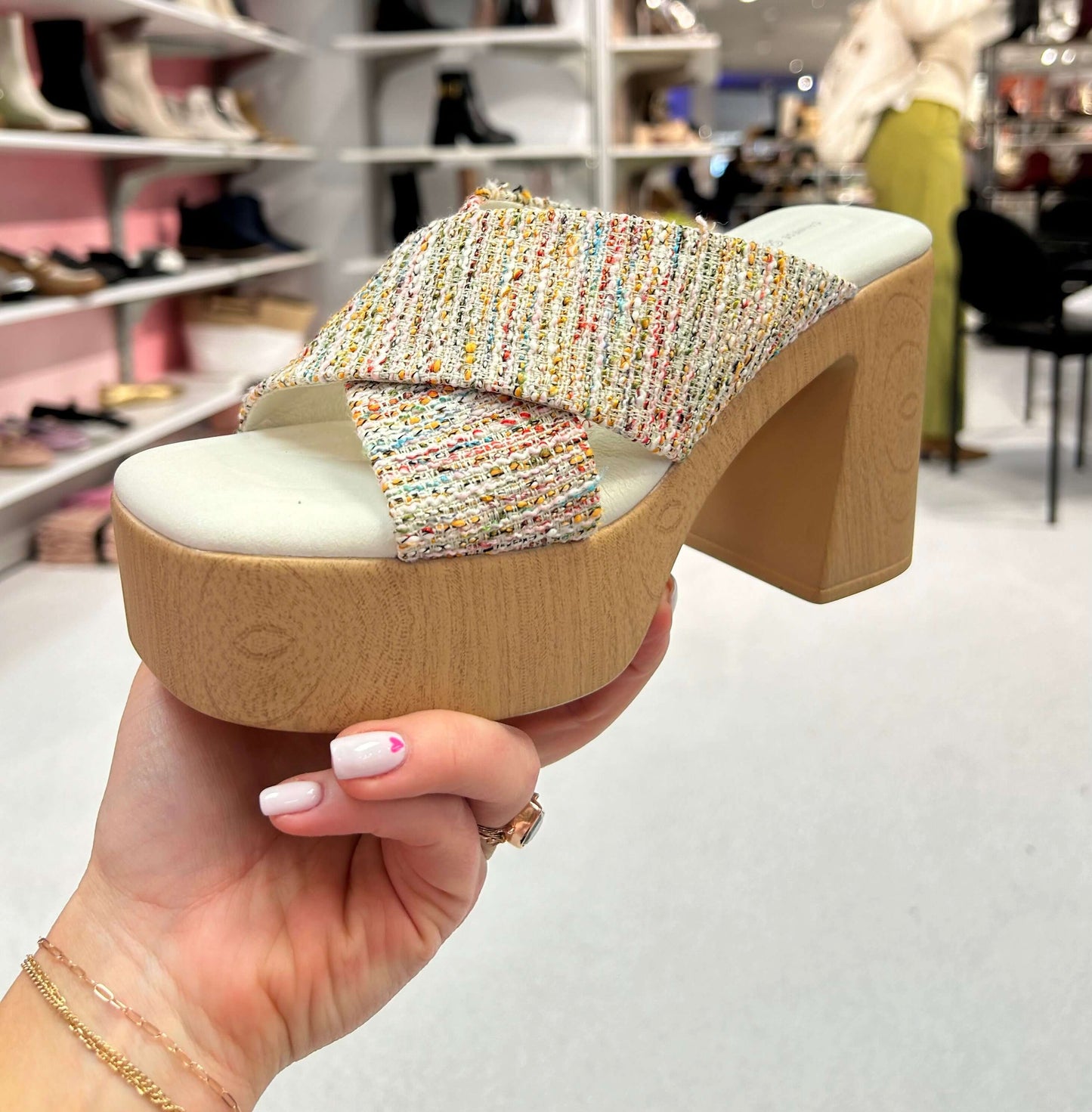 Chinese Laundry Arling weave wedge/multi