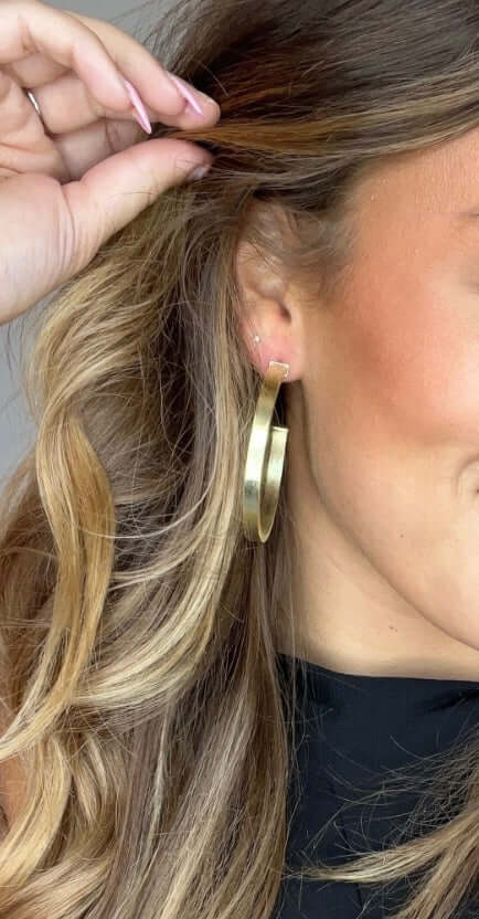 Sheila Fajl Small Lunaria Hoop/ brushed gold