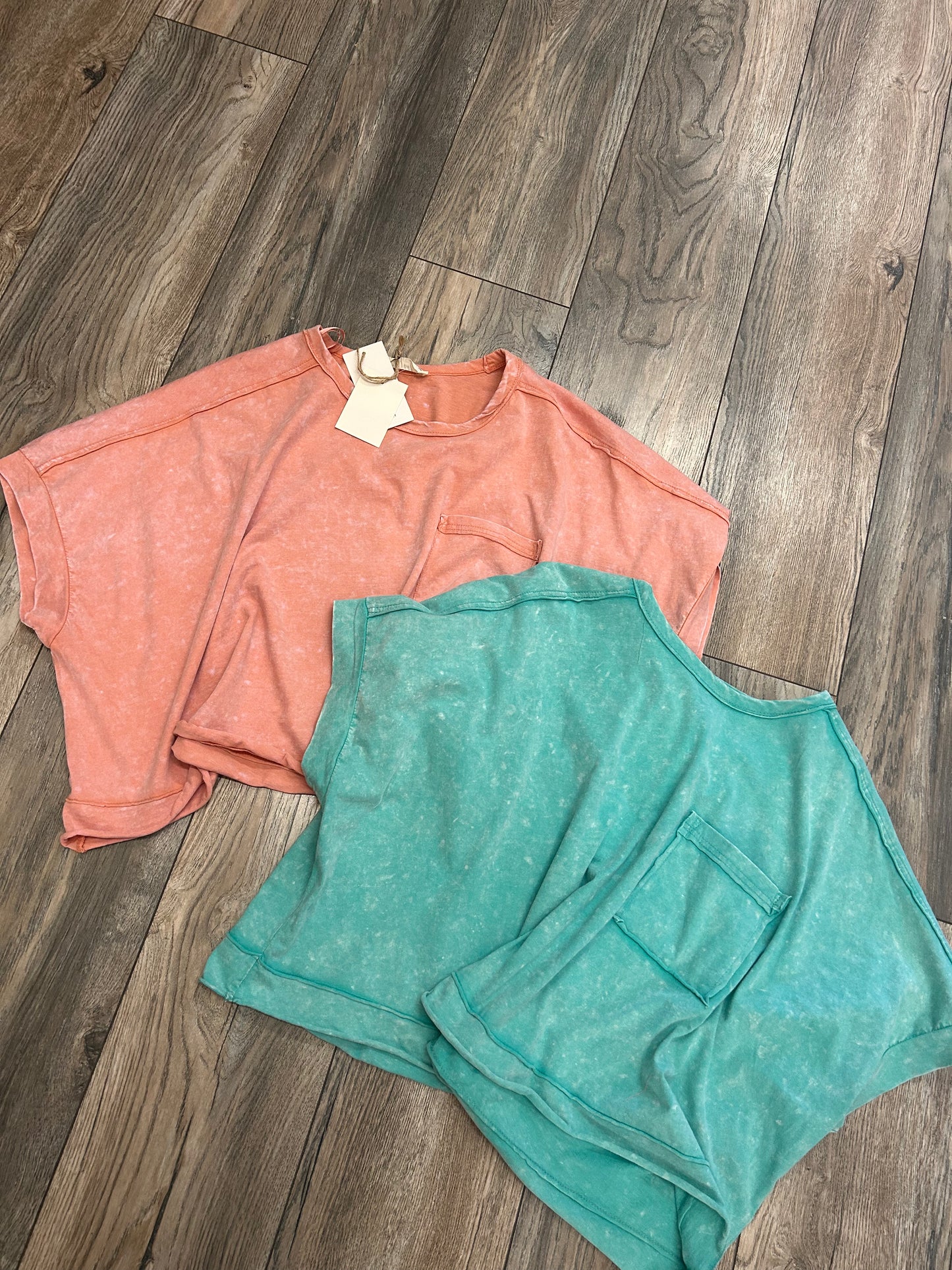 Mineral Wash Crop Tee